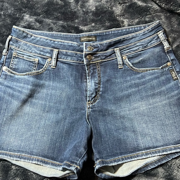 Women’s Silver shorts - Picture 1 of 4